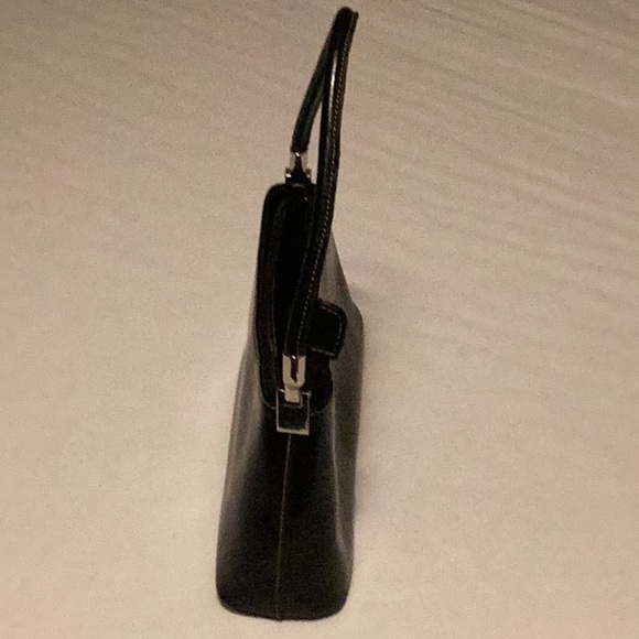 Purse - Picture 2 of 8